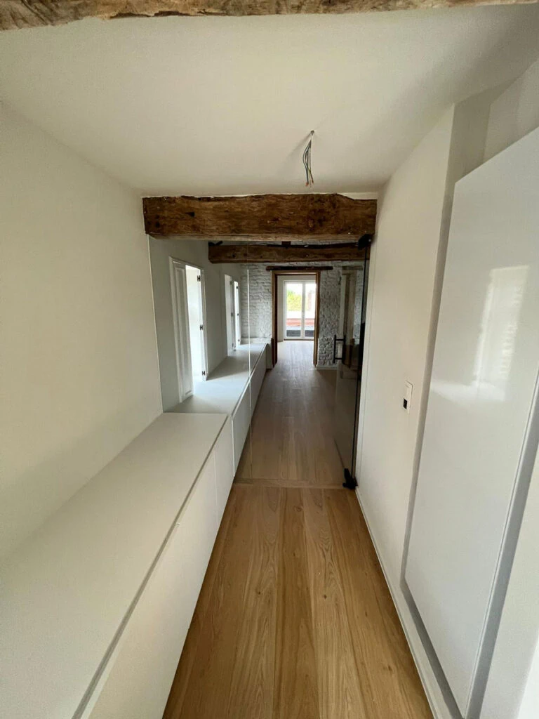 glasrenovatie in een oude boerderij