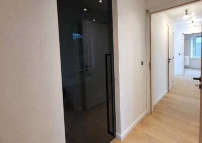 Glas in dark grey voor meer privacy