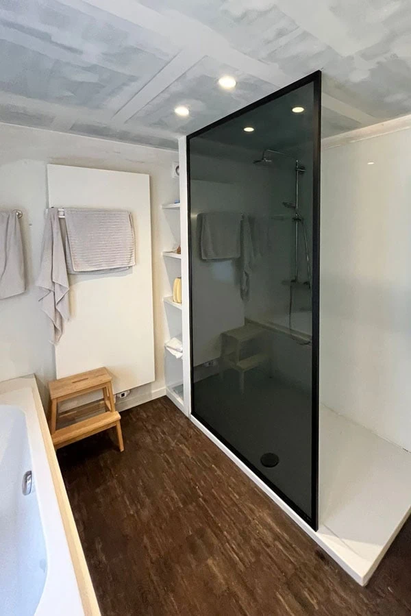 badkamerglas geplaatst door Glasworx